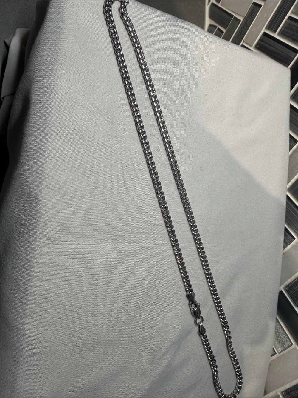 14kt Wgite gold filled 10” Cuban Link Chain Necklace 17g 4mm